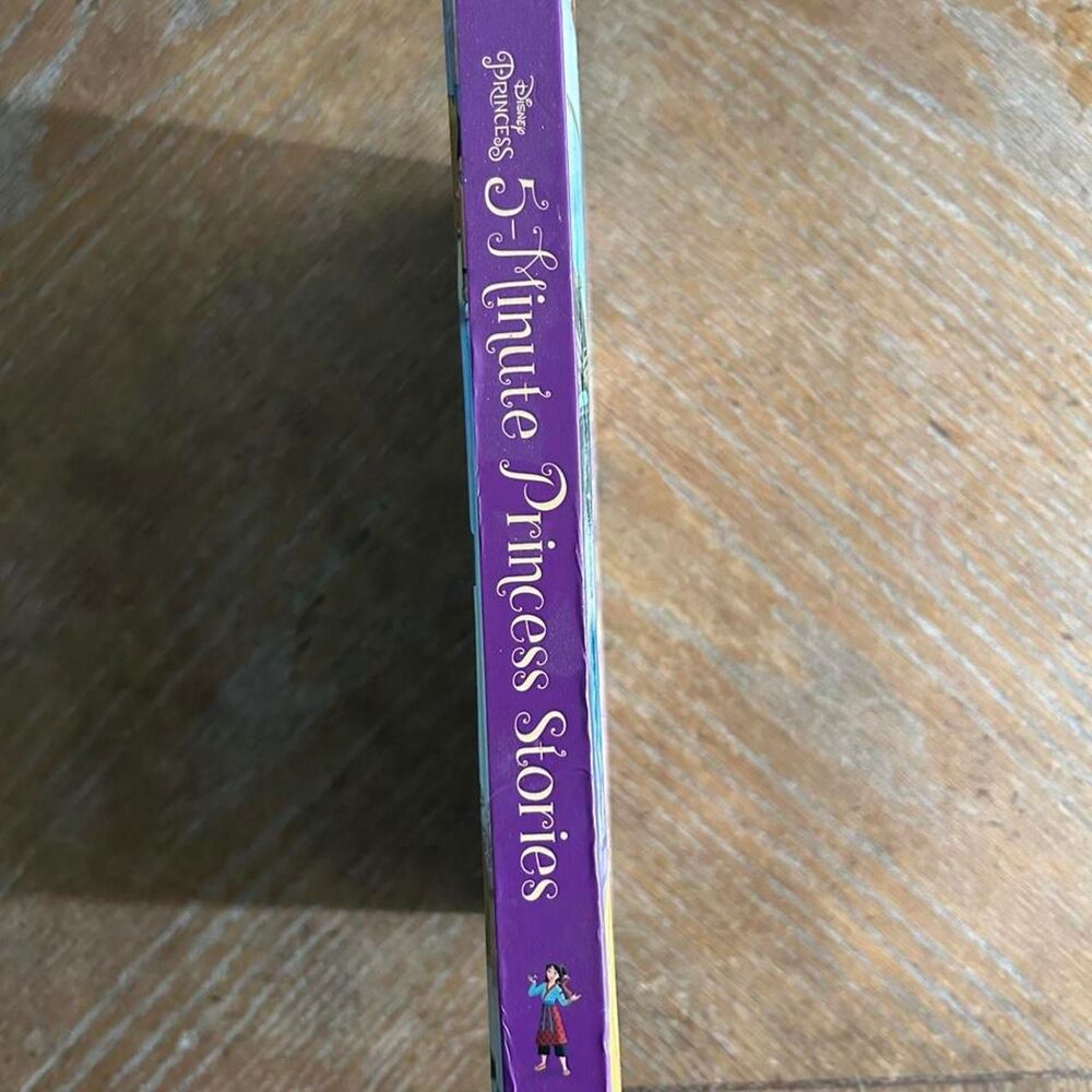 Disney multi Books - Picture 2 of 8